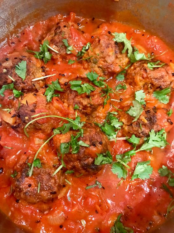 How to Make Vegan Kofta Balls with Vegan Curry