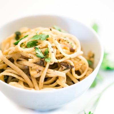 Linguine with Porcini Mushrooms, Truffles, Garlic & Parsley {Vegan Recipe}