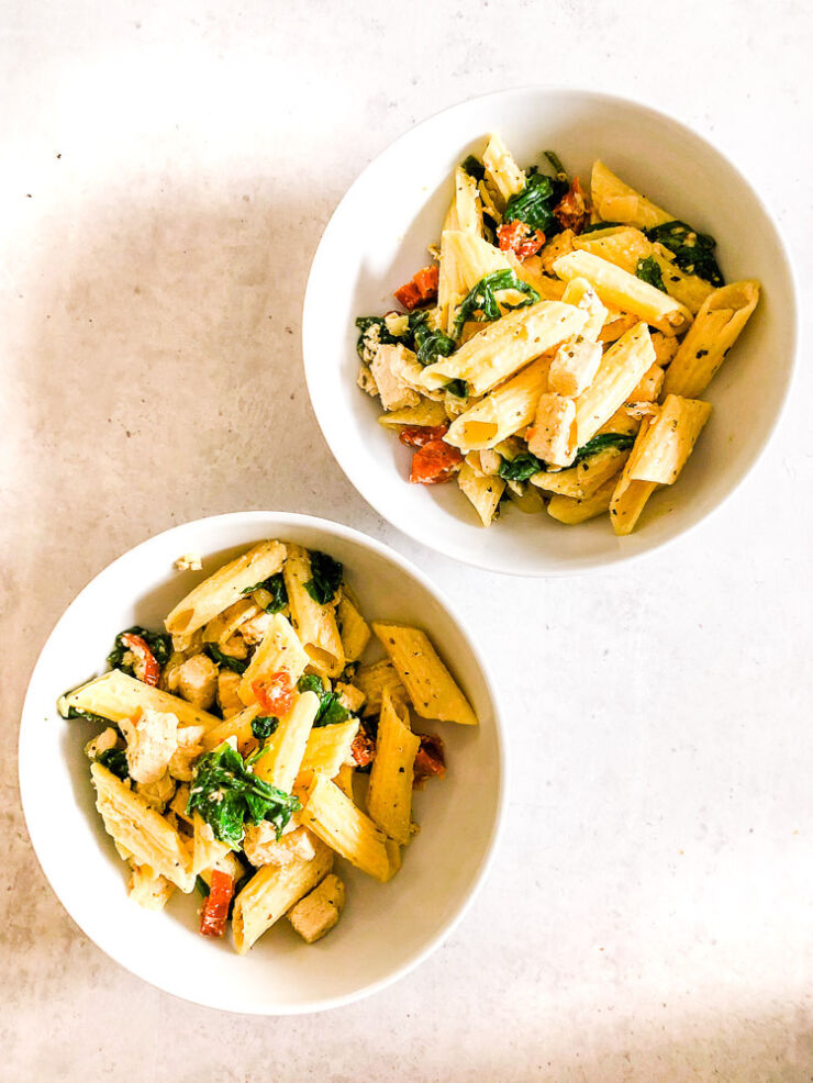 Chicken, Spinach + Sun DriedTomato Pasta (Vegan)