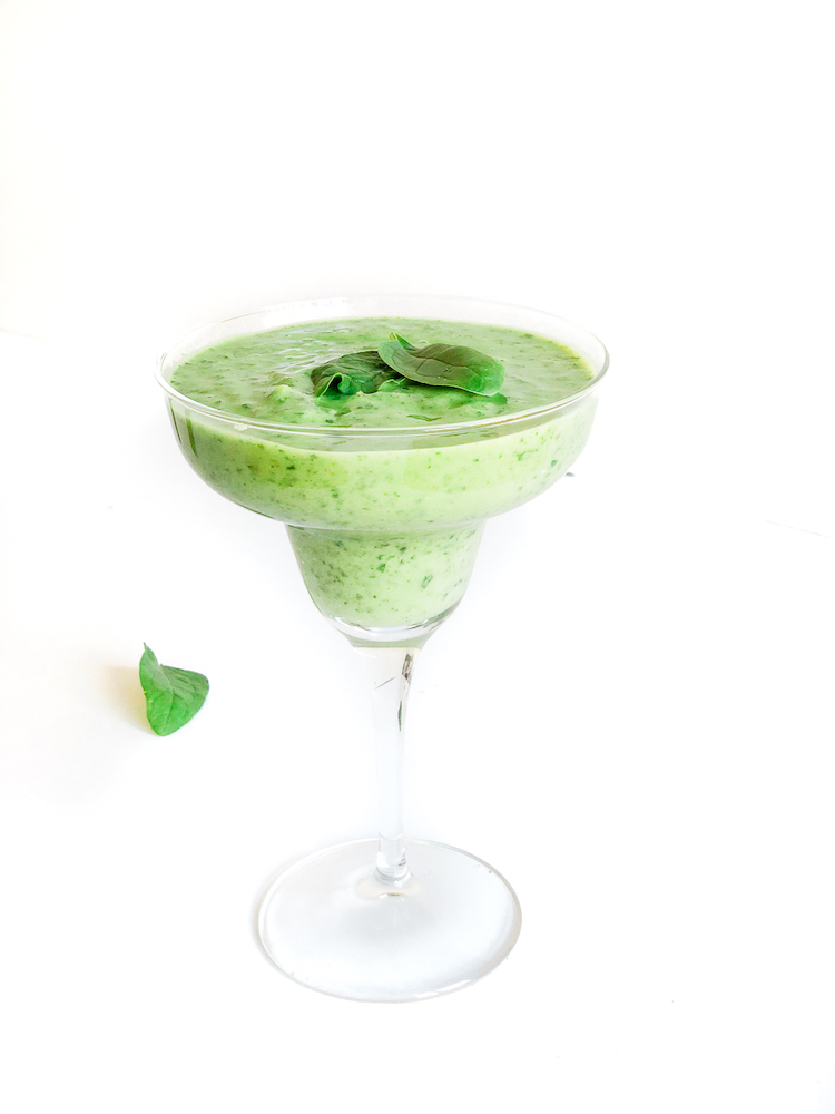 Green protein avocado breakfast smoothie recipe