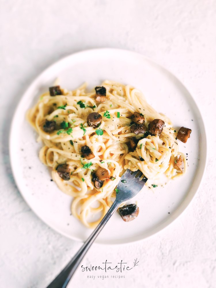 Quick Easy Vegan Carbonara Pasta